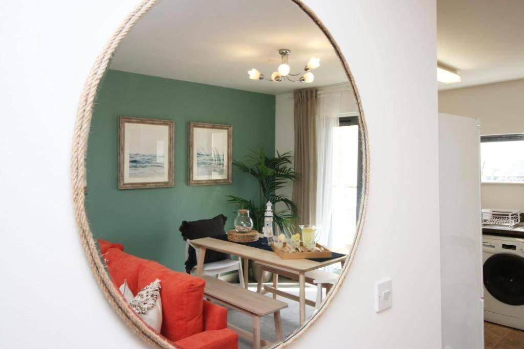 The Observatory By Mia Living 2 Bedroom Apartment Overlooking Swansea Beach With Free Parking Esterno foto