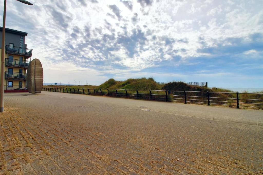 The Observatory By Mia Living 2 Bedroom Apartment Overlooking Swansea Beach With Free Parking Esterno foto