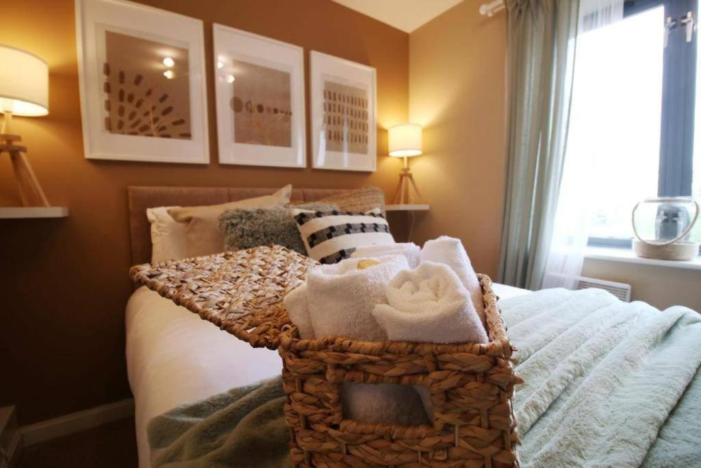 The Observatory By Mia Living 2 Bedroom Apartment Overlooking Swansea Beach With Free Parking Esterno foto
